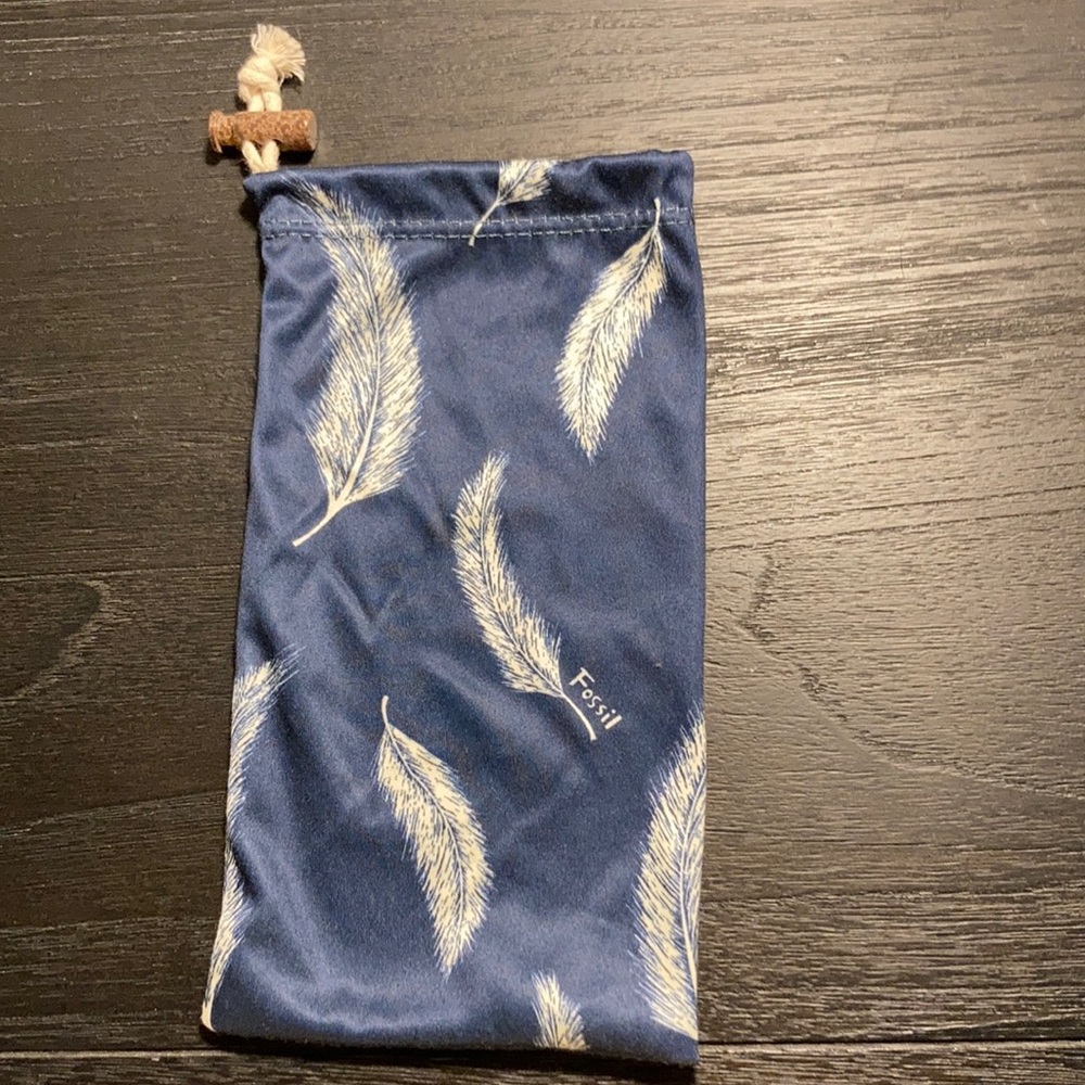 Fossil glasses case